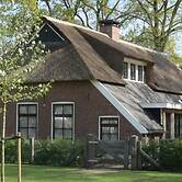 Charming Holiday Home in Nijverdal with Hot Tub