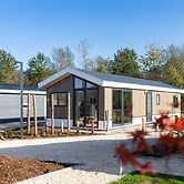 Modern Chalet With Dishwasher Near Efteling