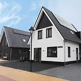 Holiday Home in Stavoren With Jetty