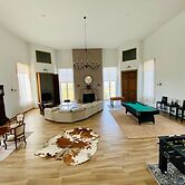 Mansion in Wancennes With sea Beach