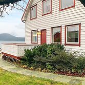 10 Person Holiday Home in Brekke