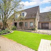 Holiday Home Near the Efteling With Garden