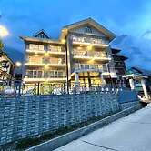 Jewel Kongchen Retreat & Spa