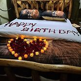 Amanya 1 -bed King Lion Tent