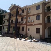 Cactus Hill Side Hotel