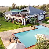 Moyoni Airport Lodge