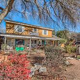 Binky's Nest 1 Bedroom Home by RedAwning