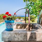 Authentic Sicilian Charm With Pool, Sea View, Parking & Wifi