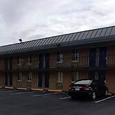 Travelodge by Wyndham Petersburg