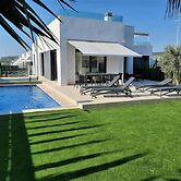Lush Villa in Orihuela With Pool