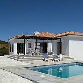 Belvilla by Oyo Casa de Aguila