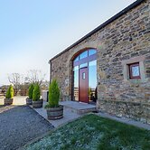 Hill Brook Barn