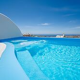 Aegean Blue Luxury Suites