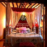 Room-getaway to Cuenca at La Quinta de M