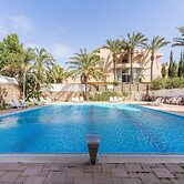 Top Tier Apartment with Swimming Pool