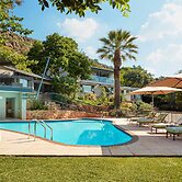 The Cliffside Boutique Getaway