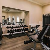 Sonder by Marriott Bonvoy Vista Cay Apartments