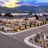 The Lodge Lake Chelan