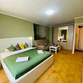 Apartment Hanaka Lenskaya 8k1