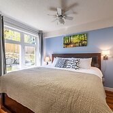 Luxurious Honeymoon & Anniversary Suite