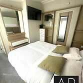 Luxury 3 bed Mobile Home on the sea