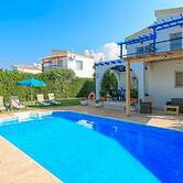 Argaka Sun Villa Thio Large Private Pool Walk to Beach Sea Views A C W