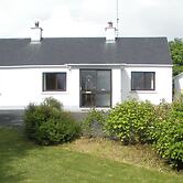 Beautiful 3-bed House in Knock