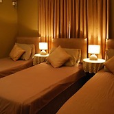 Savoy Lodge - Budget Triple Room 3