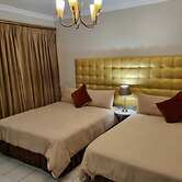 Savoy Lodge - Budget Triple Room 5