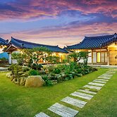 Gyeongju Wadamjung Hanok Pension