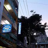 Parisha Residency - Temple Side Hotel