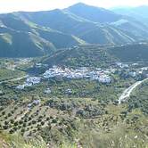 Casa Maruja en Cutar con Jacuzzi y Wifi Fibra