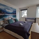 Apartment Close to Lake Ferienwohnung Seenah