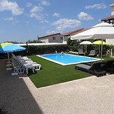Ilsad Apartments - Apartment With Pool 80 Meters From sea - Great Loca