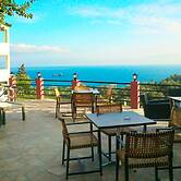 Luxury Apartment by the Pool - Pelekas Beach, Corfu