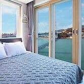 Yeosu Janggun Island Pension