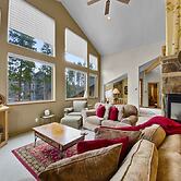 Gold King Chalet 3 Bedroom Townhouse by RedAwning