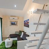 A1 - Modern Luxury apt w. 2 Balconies & sea View