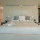 Beachside Getaway Suites