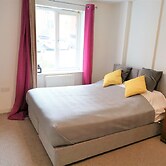 BookedUK - Home from Home Apartment