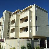 Monalysa St Honoré Apartment & Studio