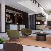 Seda Abreeza - Newly Renovated