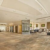Huinid Pioneros Hotel