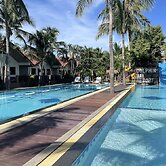Dolphin Bay Beach Resort