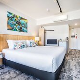 Nightcap at Hotel Victor