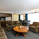 Heron's Landing Hotel