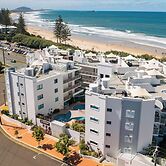 Grand Palais Boolarong Beachside Resort