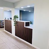 Budget Inn and Suites