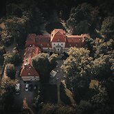 Dwór Sieraków