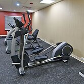 Holiday Inn Express & Suites San Antonio - Frost Bank Ctr